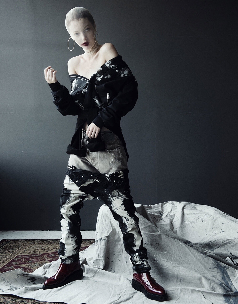 pleasebboy:  Laura Hanson Sims by Matthew Priestley for W July 2015  