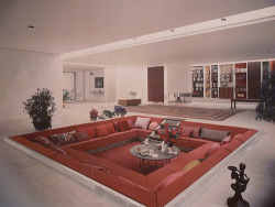 the60sbazaar:  A 1960s ‘conversation pit’  