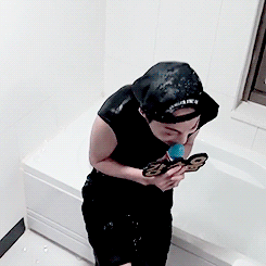 taehyong:  Kang Seungyoon - ALS Ice Bucket Challenge (x) 