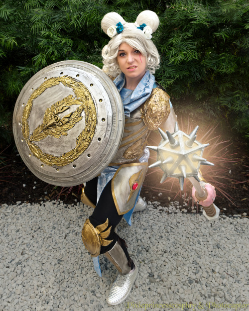 When your party&rsquo;s tiny cleric is both pure sunshine and a monstaaaah!! Pike Trickfoot: pixiepr