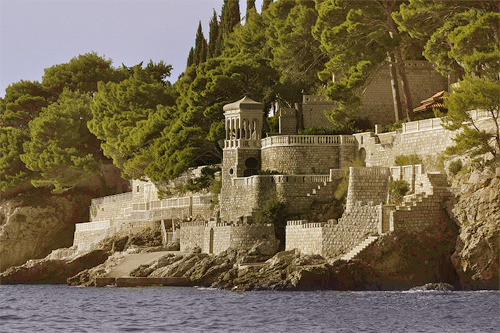 joannalannister:  Dubrovnik (King’s Landing), the Arboretum & the harbor 