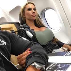Dumbrapeslut:  Dirt-In-The-Sheets:  I Wonder Who She Sucked Off To Get First Class?