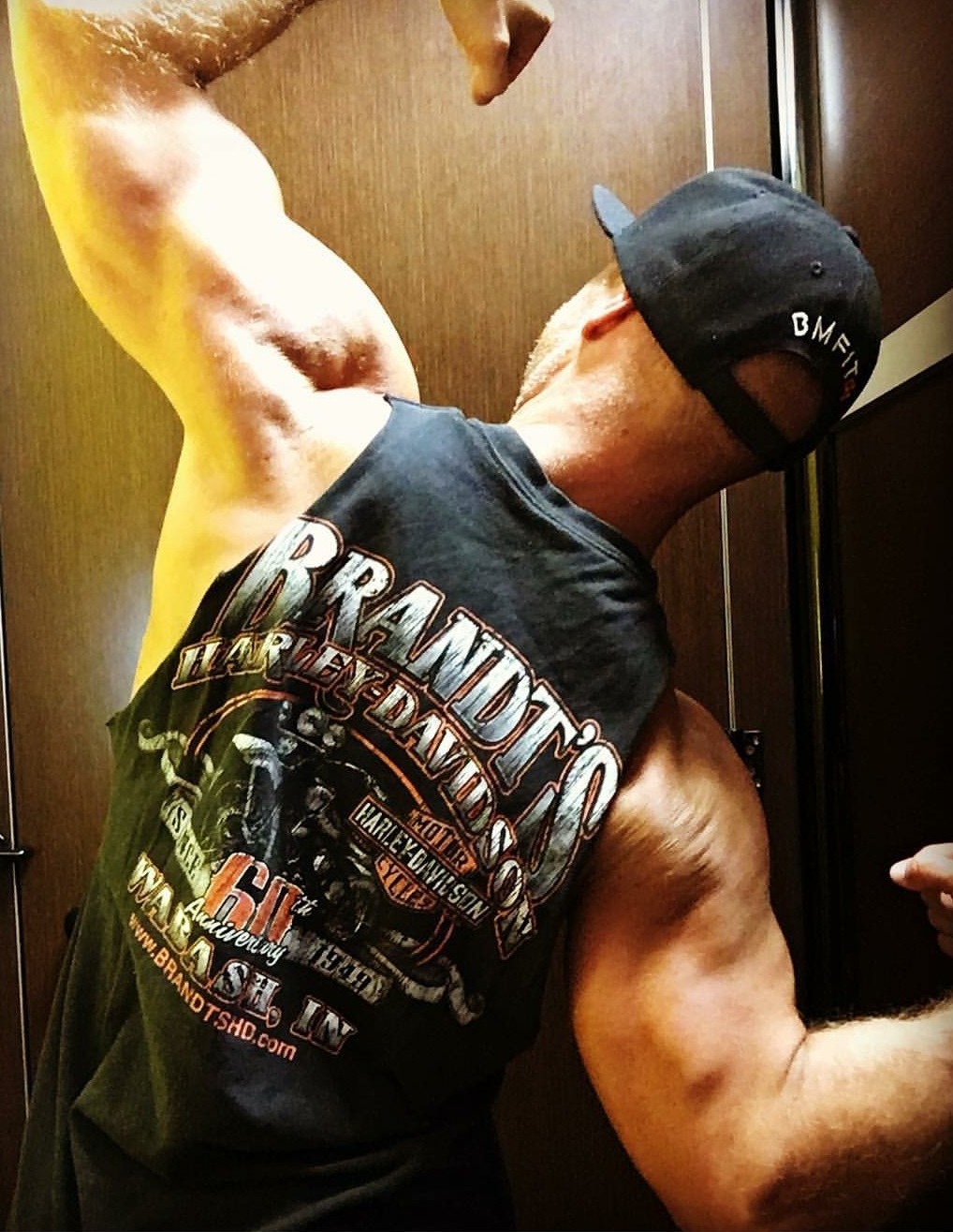 chettbro:“Mr. Cowboy Muscle”