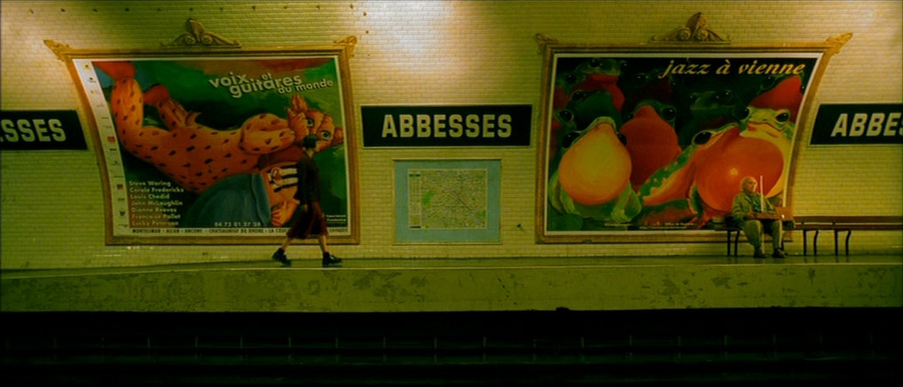 cinemaspam:  10 Frames  Amélie (2001) Directed by Jean-Pierre Jeunet 