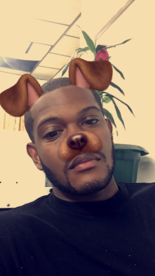 mainmanblackdynamite:When you feeling yourself after you get your hair cut The ears line up perfectly with your hairline 👍