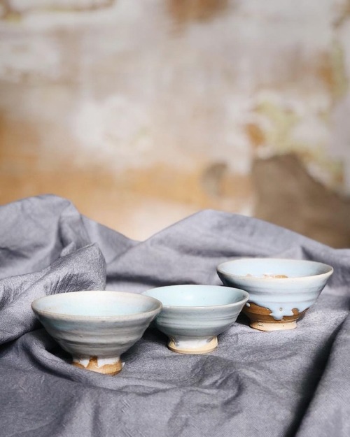 ✨Moon color glazed teacups. (at Чайна Chaguan)https://www.instagram.com/p/BogXnsrn1CI/?utm_source=ig