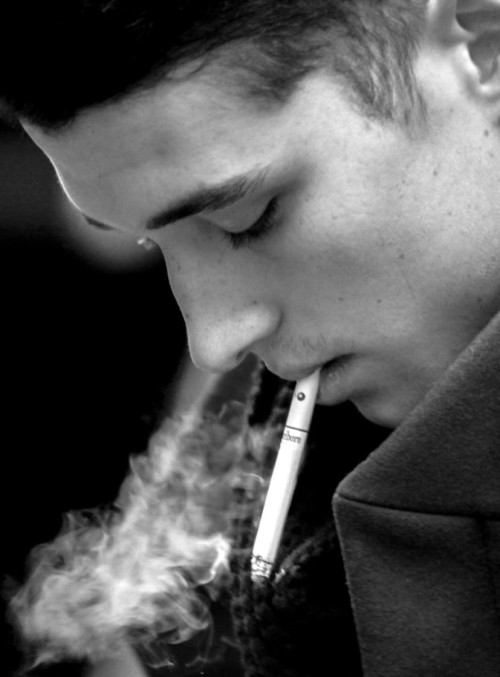 Matthew Holt Photographed by Sara Reverberi | London Fashion Week Street Style
