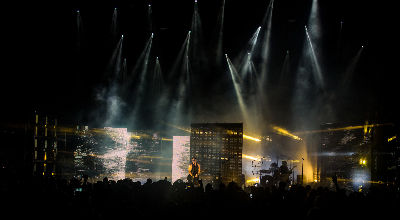 Nine Inch Nails live at Jones Beach Theater in New York, August 1st, 2014. Photos by Will O'Hare.
Tour dates and tickets at tour.nin.com