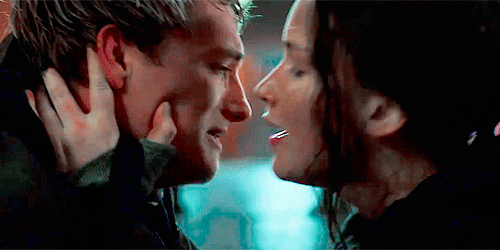 seaquell: Katniss not giving a fuck about any hijacking bullshit