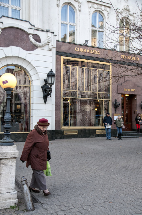 The famous cafe Gerbeaud in Budapest 