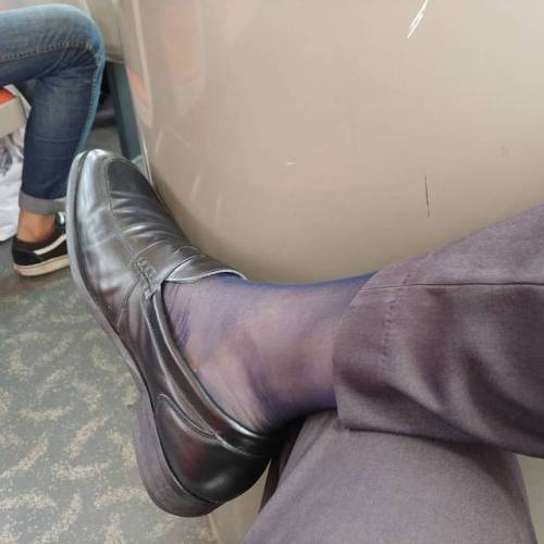 silksheersocks: Blue on blue #silksheersocks #sheersocksmen #sheersocks #japanesesheersocks #japansh