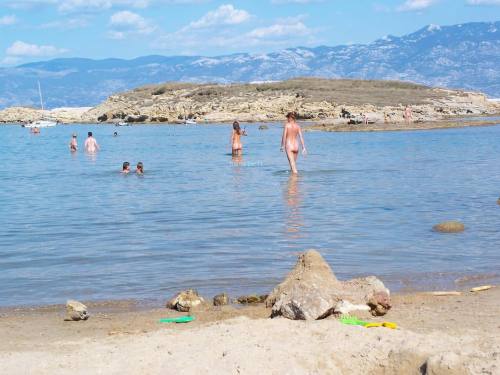 #nudecroatia #nudedalmatia #nudism #naturist #naturism #fkk #urlaub #beach #summer #holiday #vacatio