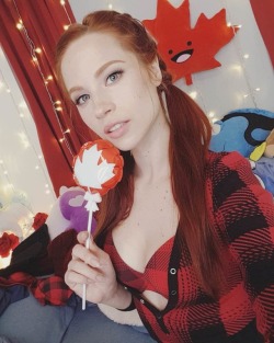 dropdeadlovelyreds:  via /r/redheads https://ift.tt/2MDe6Ea