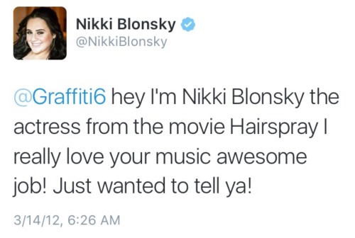 popculturediedin2009:hey it’s nikki blonsky from the movie hairspray