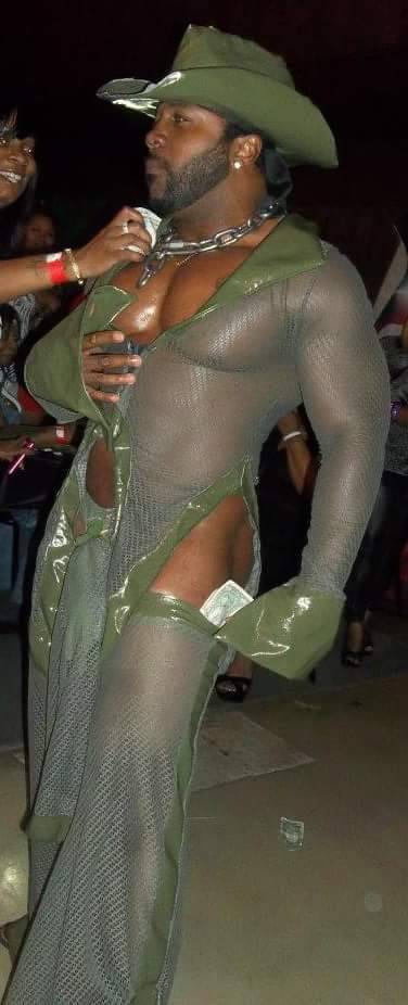 Mmm