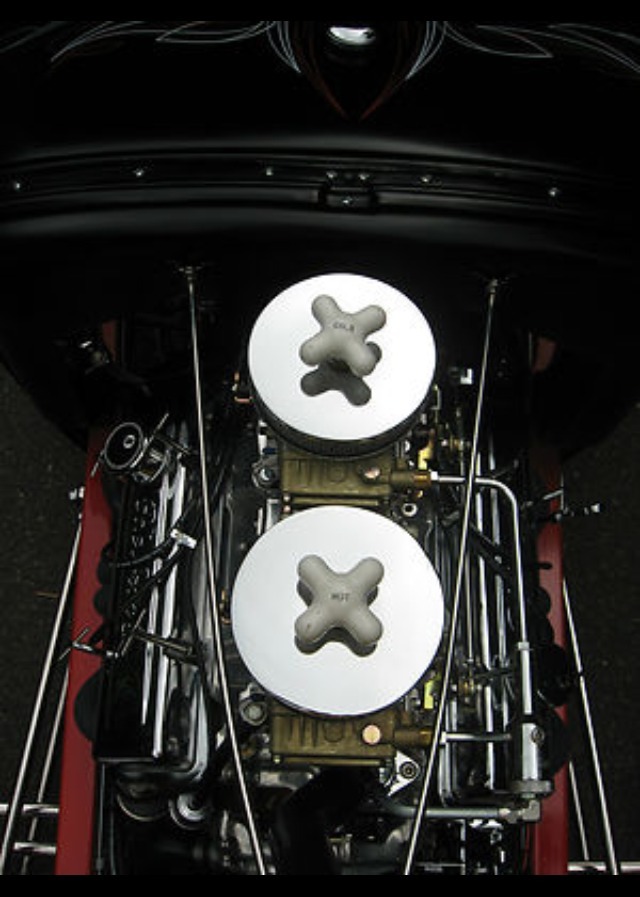 jgreengiant:  Classy 5 window powered by the kitchen sink 