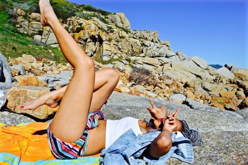 casualldefiance:  Oh I love the beach. Oh I love Cape Town 😍 Hair & life inspo by 2jam4u