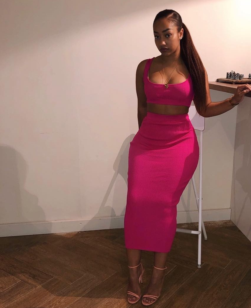 kingjazziedad:  DeliciouslySexy. Petite. Shortie. BootiDelicious.Ms Sesylis 💜💜💜