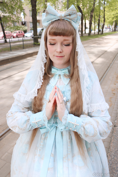 Heavenly CelestialLittle Tears jewelry: Automatic HoneyOthers: Angelic Pretty