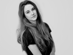 Maszületettcsaj:  Shailene Woodley  (1991)Hatalmas kis hazugságok,