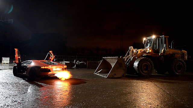 automotivated:  Aventador exhaust flames by Patrice Minol on Flickr.