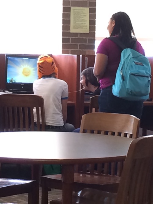 phoneticmeow:  The freshman scene kids are fucking weird man
