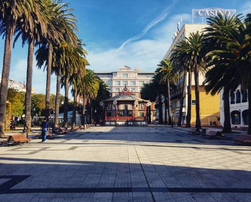 Invierno tropical. #coruña #galicia #españa #otoño #sun