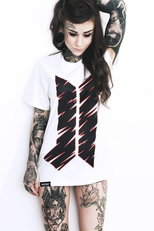  Monami Frost 