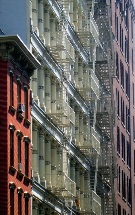 wanderingnewyork:Buildings in Soho, Manhattan.