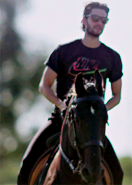 Ben Barnes Doing Horse Ride Training For The Role Of The Darkling On Shadow And Bone