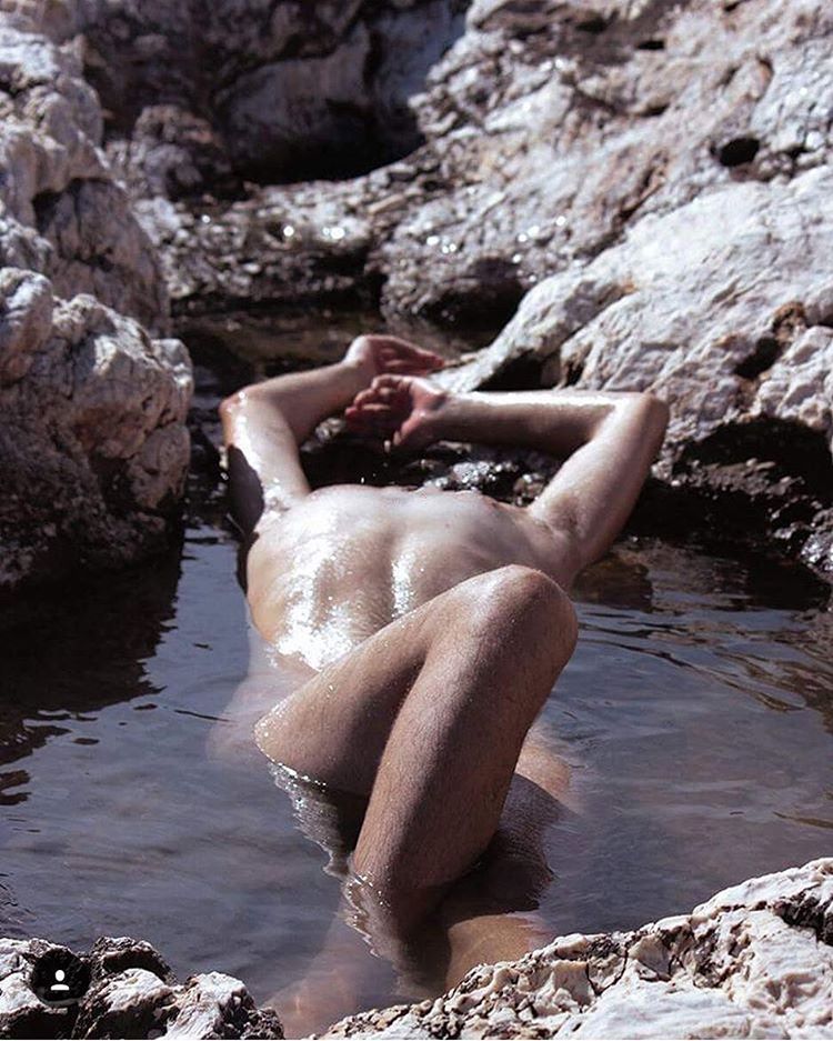 heliasdoulis:  folklifestyle:  @helias.doulis is one of my favorite portrait photographers.