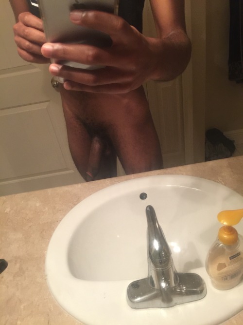 SUBMIT YOUR CAKES