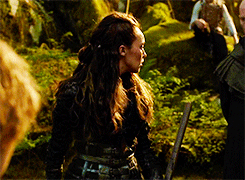 anyaslexa:lexa ruins me in general, but lexa with her hair pushed in front of her shoulders is the #
