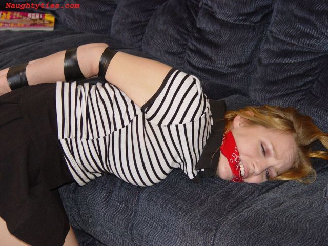 bondagehedgehog:Sara Liz adult photos