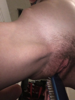 hairypussiesmylove:  More Awesome Pubes HERE