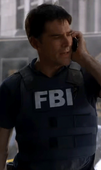 bau-rookie:more S7!Hotch in the FBI vest. y’know… for science.