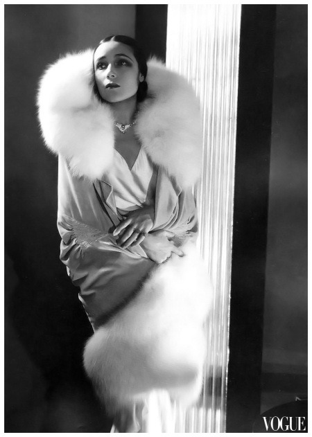  Actress Dolores Del Rio photographed by Edward Steichen, published in Vogue 1929 