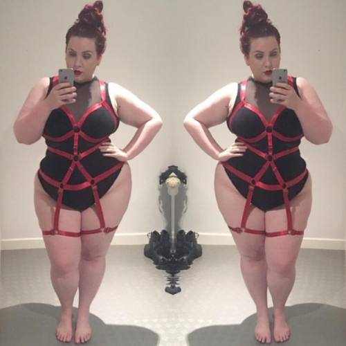 thechelseasmilex:  ❌❌❌❌❌  @tealecocothebrand Red Lucifer harness.  #effyourbeautystandards #honormycurves #honoryourcurves #thick #thickgirl #thickthighs #plussize #plus_isamust #plusmodelmag #plussizemodel #alternativecurves #skorchmagazine