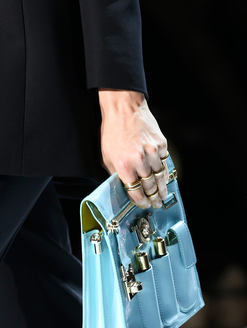 Trendy Jewelry Style for SS 15: (Fingers Party)...
