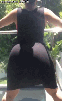 neonessgifs:  Maliah Michel
