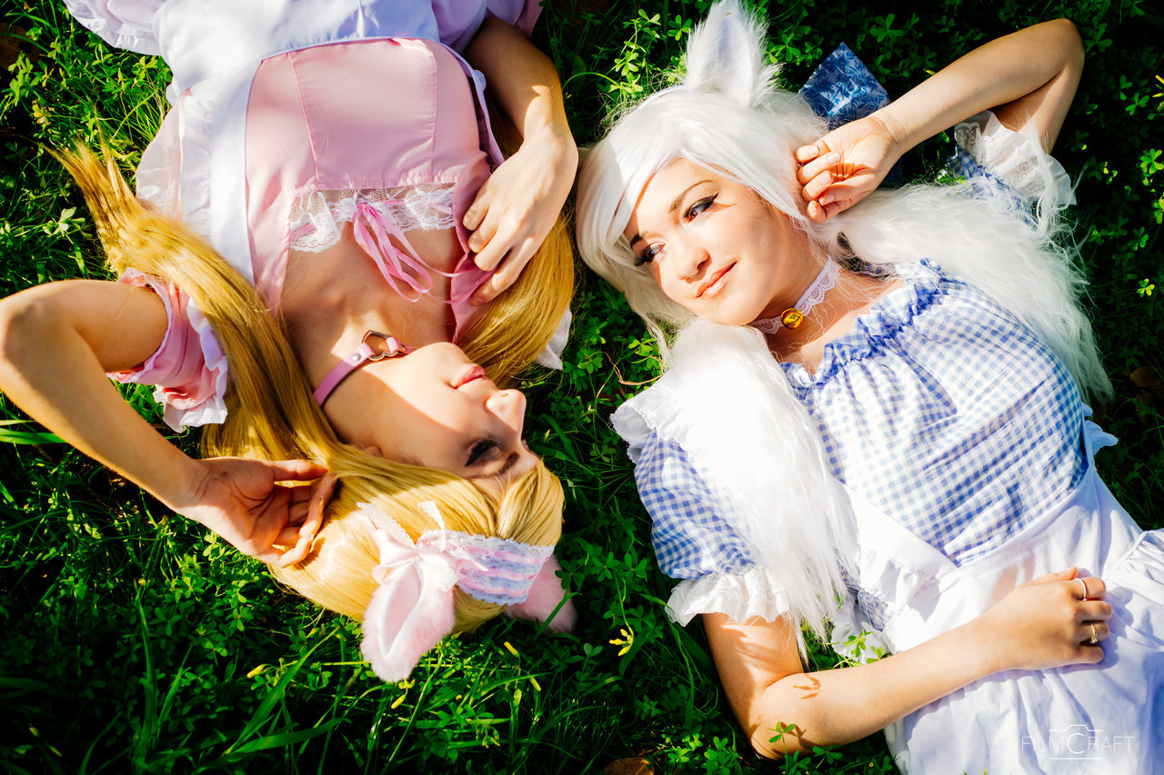 catgirlfantasy:  Cat Girls by filmcraft13 