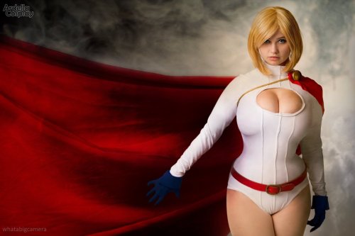 Sexy power girl cosplay