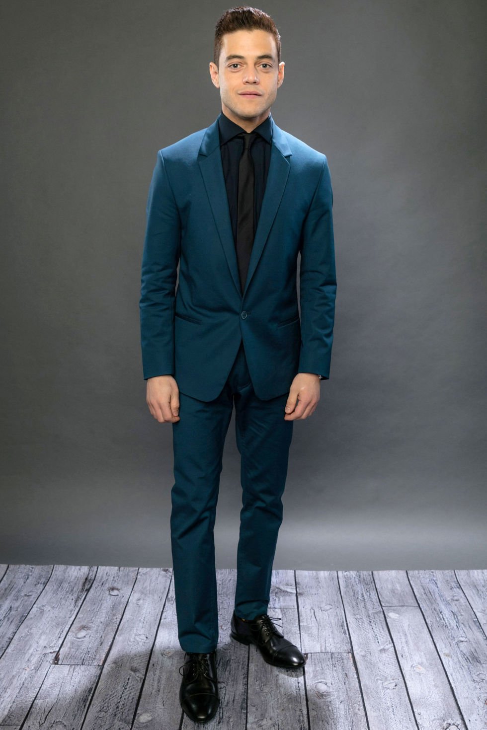 hijadepavlov: [images: first row, Rami Malek at three different events, first wearing