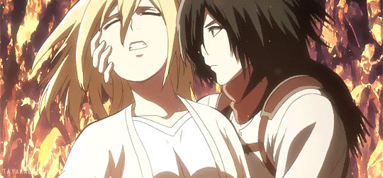 tatakaeeren:Mikasa saving Historia *v* 