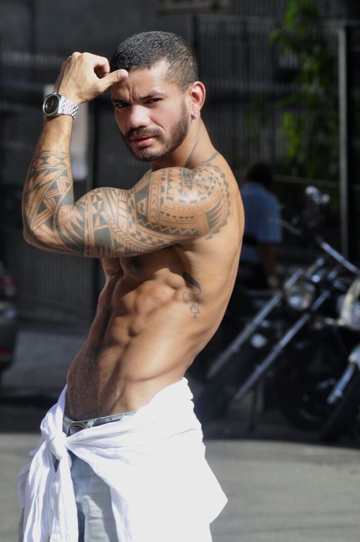 Let Me Hold That For Ya