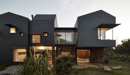 fineinteriors:Charles House by Austin Maynard Architects | Photograph by Peter Bennetts