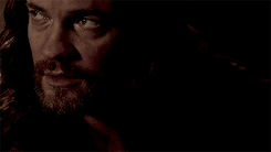 kingshanewest:  john alden per episode: 1.02 - the stone childTurns out it wasn’t Salem that I hated