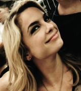 iconsnadash:   Icons Lua Blanco Tamanho 160x180 Se pegar de like ou reblog. Faça seu pedido na ask ou submit. Feito por Luuh 