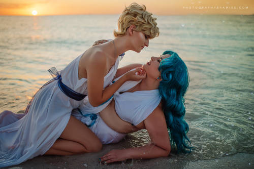A few photos from our Clearwater Beach photoshoot. This was an idea that came to me of going back to