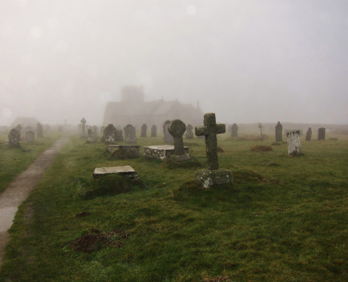 suburbanscrimshaw: Graveyard near Merlin’s Cave, Cornwall